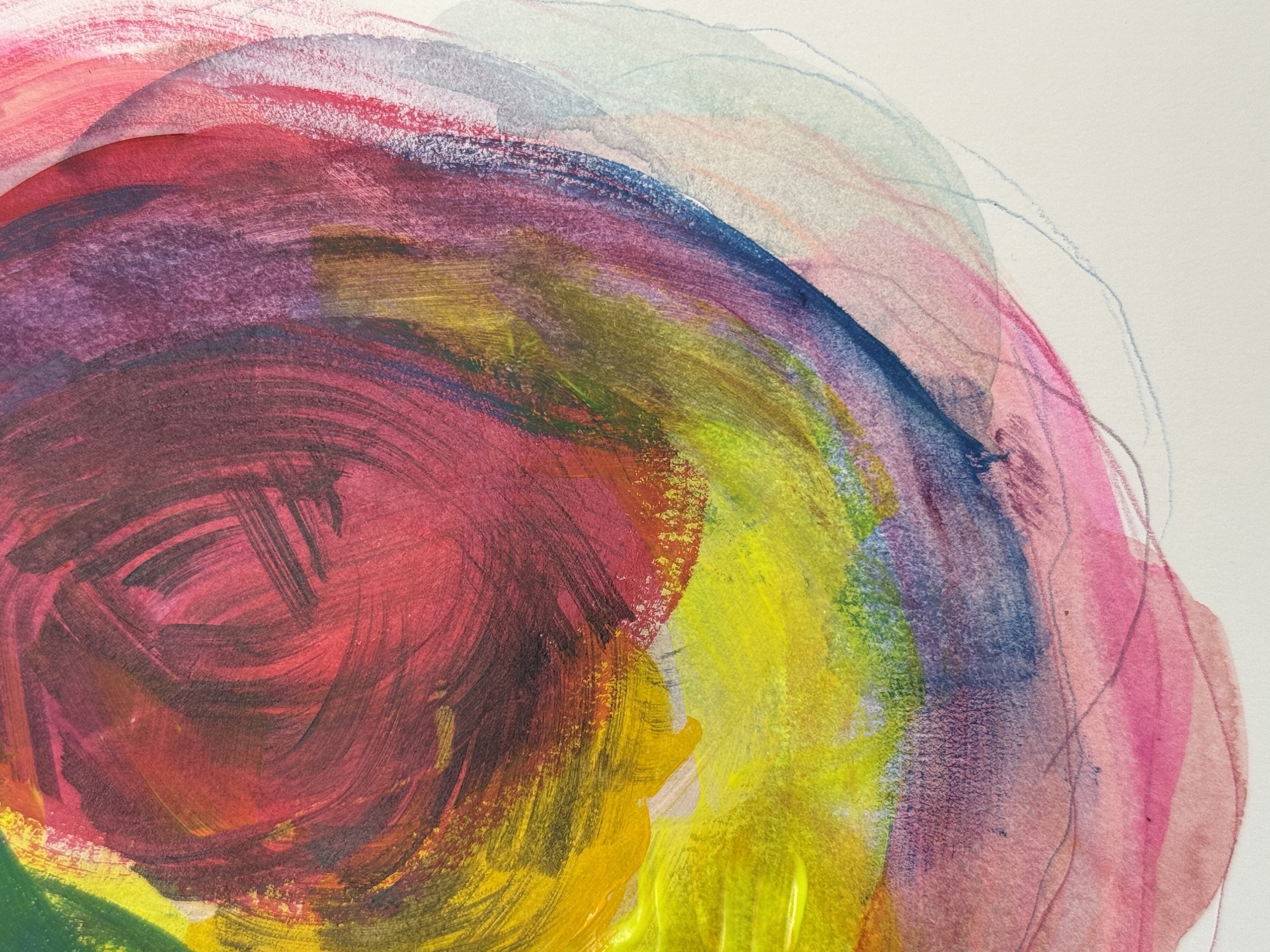 Pintura abstracta en espiral de tonos magenta, morado, amarillo y verde para la experiencia Umbral